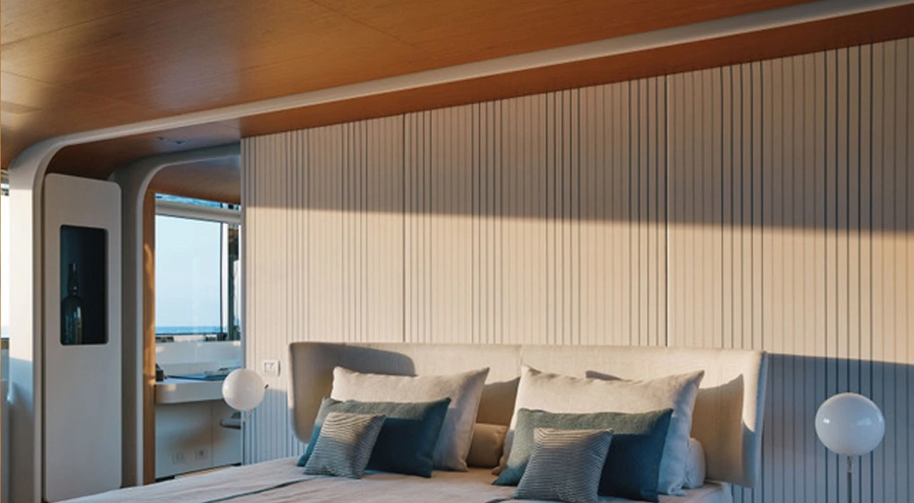 Motopanfilo 37M Benetti  | Design Lazzerini Pickering